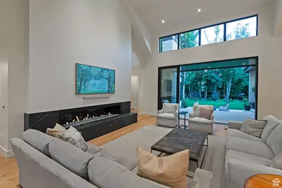 2138 E Pheasant Ln, Holladay, UT 84121 - Photo 11