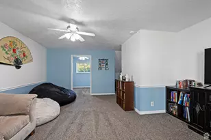 553 N 200 W, Bountiful, UT 84010 - Photo 21