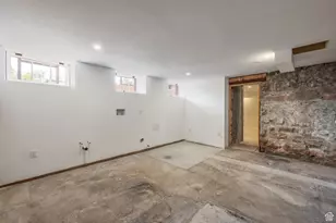 265 N C St, Salt Lake City, UT 84103 - Photo 37