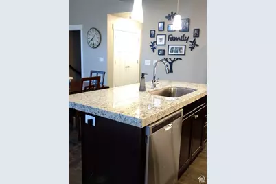 783 E Newfield Dr #146, Sandy, UT 84094 - Photo 9