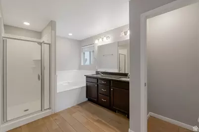 1846 W 2280 S, Woods Cross, UT 84087 - Photo 13