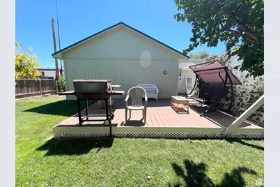 341 E 500 N, Roosevelt, UT 84066 - Photo 35