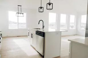 286 E 1500 N, Nephi, UT 84648 - Photo 7