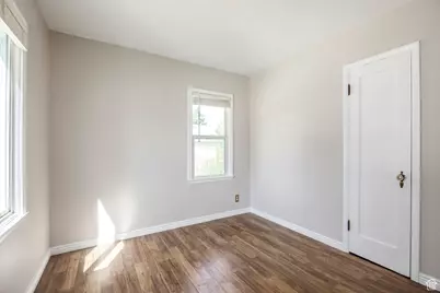 118 W 8600 S, Midvale, UT 84047 - Photo 11