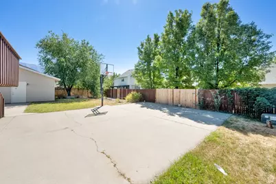 849 W 225 S, Orem, UT 84058 - Photo 29