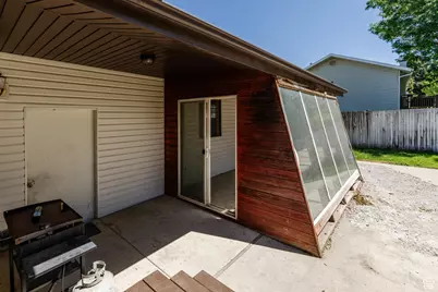 330 E 100 N, Hyde Park, UT 84318 - Photo 29