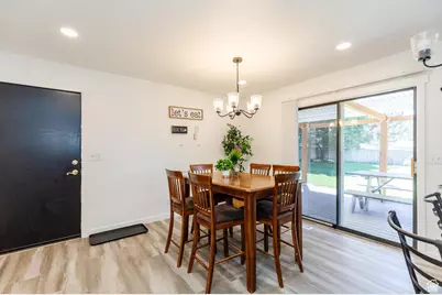 330 E 100 N, Hyde Park, UT 84318 - Photo 9