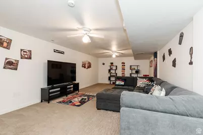 330 E 100 N, Hyde Park, UT 84318 - Photo 25