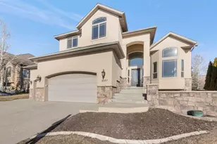 2087 E Eagle Crest Dr Dr S, Draper (UT Cnty), UT 84020 - Photo 3