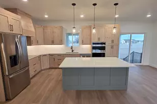 429 E Stafford St, Grantsville, UT 84029 - Photo 3