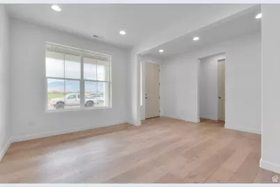 1903 S 2425 W, West Haven, UT 84401 - Photo 7