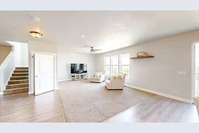 37 E Meadow Lark Ln, Elk Ridge, UT 84651 - Photo 7