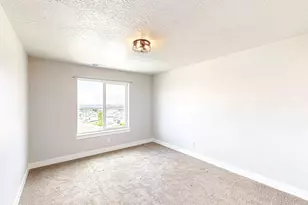 37 E Meadow Lark Ln, Elk Ridge, UT 84651 - Photo 15