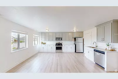 37 E Meadow Lark Ln, Elk Ridge, UT 84651 - Photo 17