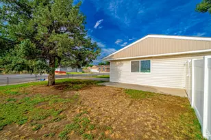 932 E Tritoma Ave S, Sandy, UT 84094 - Photo 17