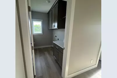 1870 N Valley View Dr #201, Layton, UT 84040 - Photo 25