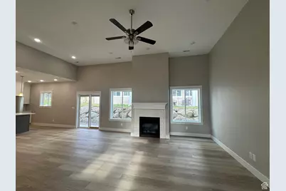 1870 N Valley View Dr #201, Layton, UT 84040 - Photo 11