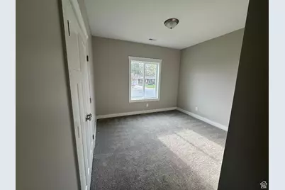 1870 N Valley View Dr #201, Layton, UT 84040 - Photo 15