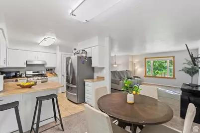 1463 Kays Creek Dr St, Layton, UT 84040 - Photo 3