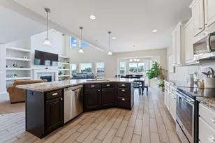 4135 W Great Neck S, South Jordan, UT 84009 - Photo 5