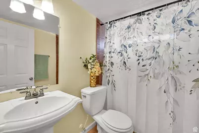 13585 N 10000 W, Tremonton, UT 84337 - Photo 17