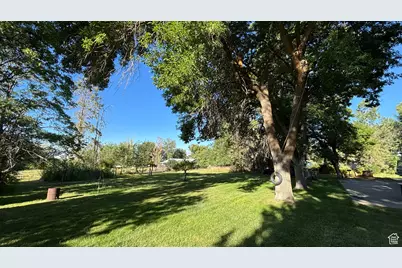414 E 2625 N, Layton, UT 84041 - Photo 25