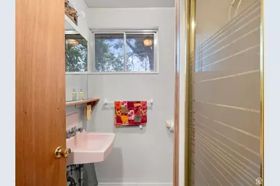 414 E 2625 N, Layton, UT 84041 - Photo 19