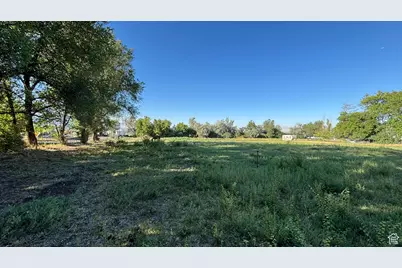 414 E 2625 N, Layton, UT 84041 - Photo 39