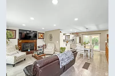 1047 E 800 N, Ogden, UT 84404 - Photo 3