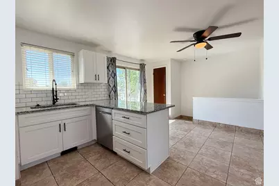 2687 N 1450 E, Layton, UT 84040 - Photo 9