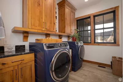 8552 W Sawtooth Park Dr, Vernal, UT 84078 - Photo 45