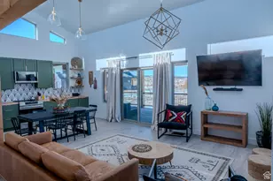 152 W Bryce Gate Cir, Hatch, UT 84735 - Photo 3