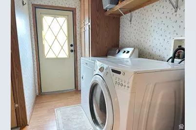 190 W 400 S, Fillmore, UT 84631 - Photo 13