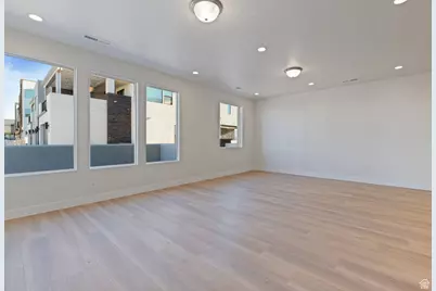 713 W Coastline Pl #117, Saint George, UT 84790 - Photo 3