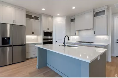 713 W Coastline Pl #117, Saint George, UT 84790 - Photo 1