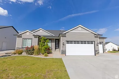 203 N Strathmore Ln, Cedar City, UT 84720 - Photo 1