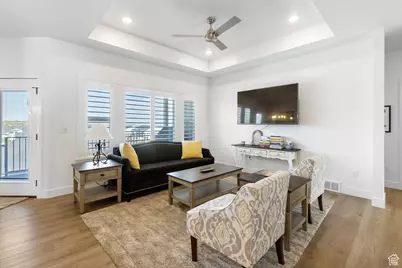 203 N Strathmore Ln, Cedar City, UT 84720 - Photo 5