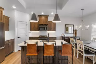 203 N Strathmore Ln, Cedar City, UT 84720 - Photo 7