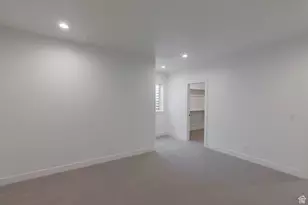 581 W Summerhill Ln N, Centerville, UT 84014 - Photo 25