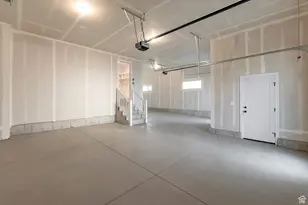 581 W Summerhill Ln N, Centerville, UT 84014 - Photo 27