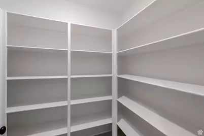 581 W Summerhill Ln N, Centerville, UT 84014 - Photo 21