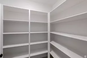 581 W Summerhill Ln N, Centerville, UT 84014 - Photo 21