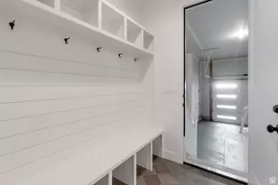 581 W Summerhill Ln N, Centerville, UT 84014 - Photo 9