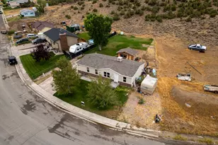 4845 W Hillside Dr N, Maeser, UT 84078 - Photo 15