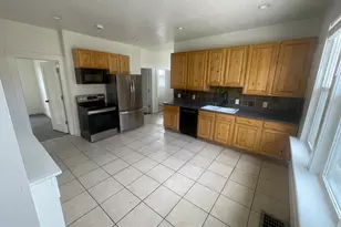 300 S Larkin Ln W, Kaysville, UT 84037 - Photo 15