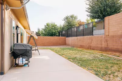 5887 S Desert Crest Dr, Saint George, UT 84790 - Photo 43