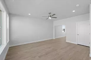 3405 E Baywater, Eagle Mountain, UT 84005 - Photo 9