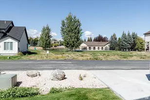 356 W Rendezvous Way, Garden City, UT 84028 - Photo 39