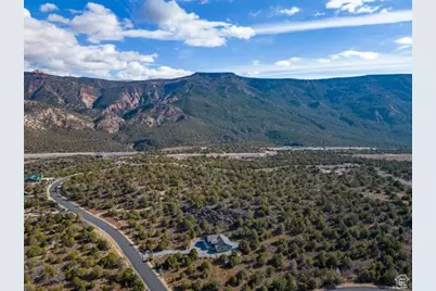 3754 Overlook Dr #328, New Harmony, UT 84757 - Photo 9