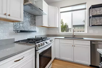 894 S 370 W, American Fork, UT 84003 - Photo 5